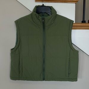NWOT Thread & Supply Sage Green Puffer Vest Size Small